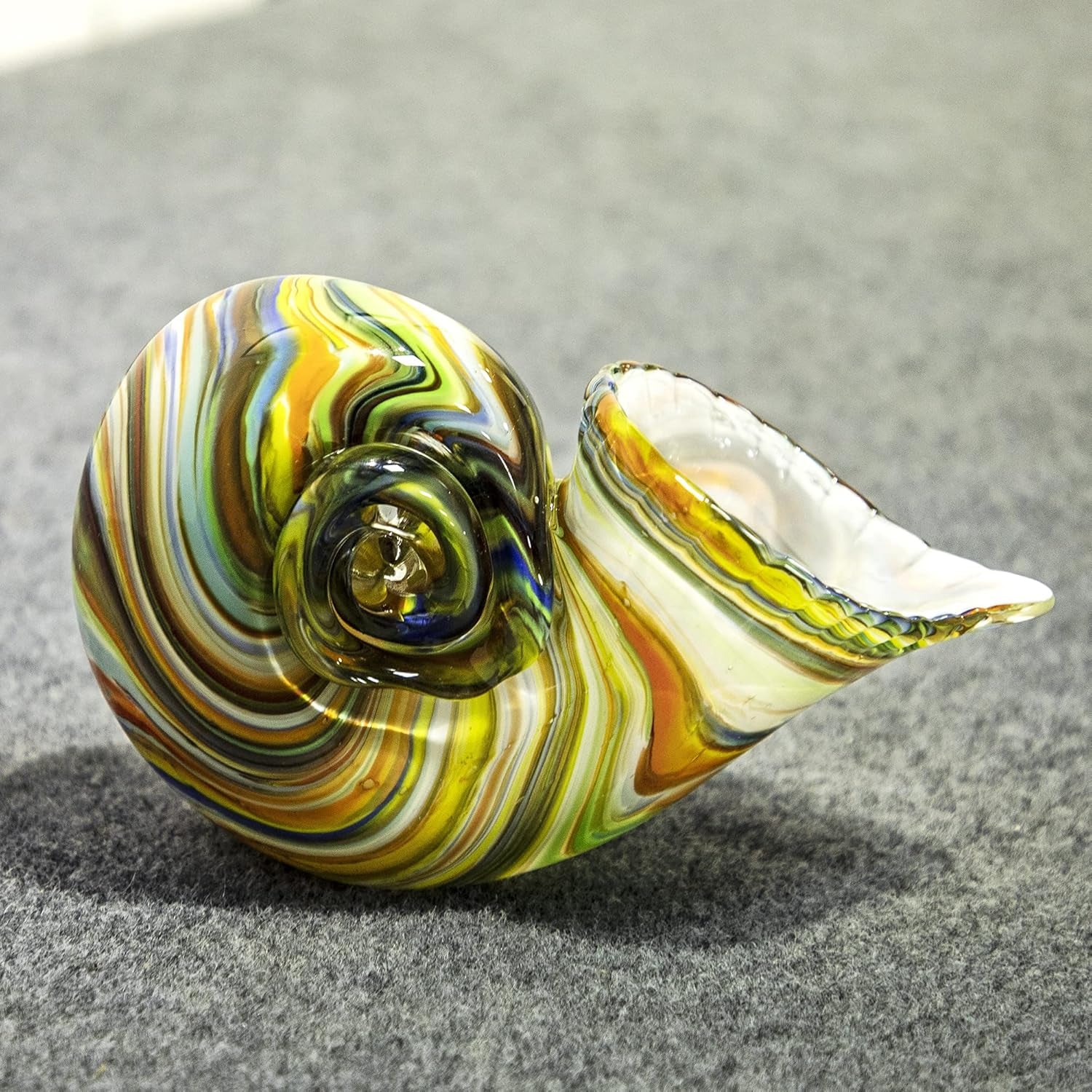 Glass Nautilus Conch, Hand Blown Seashell Art Glass Figurines, Multicolor Glass Sculpture Beautiful Glass Home Decor, Crystal Glass Paperweight